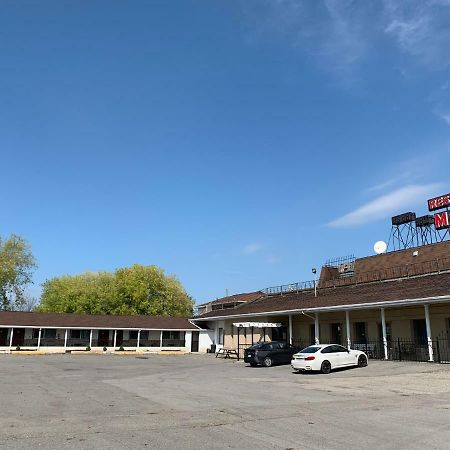 7 West Motel Carleton Place Экстерьер фото