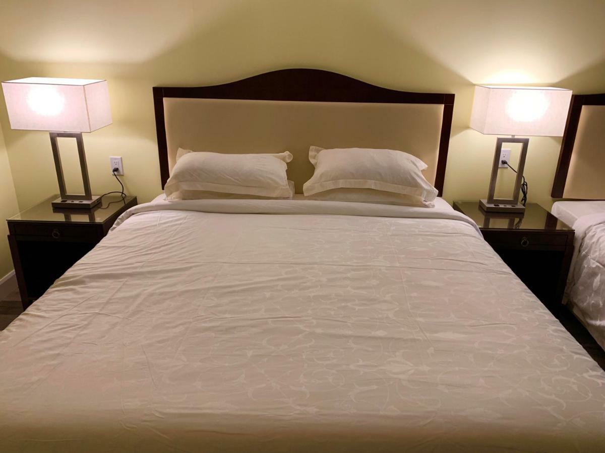7 West Motel Carleton Place Экстерьер фото