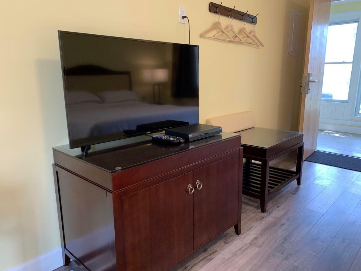 7 West Motel Carleton Place Экстерьер фото